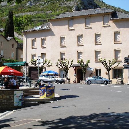 Azureva La Malene Hotel Lozere Bagian luar foto