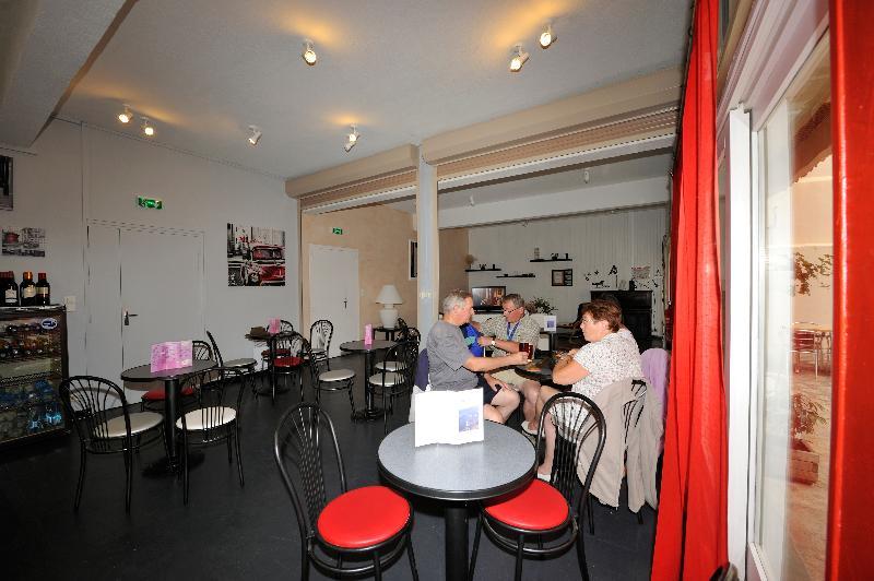 Azureva La Malene Hotel Lozere Bagian luar foto