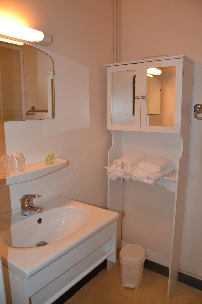 Azureva La Malene Hotel Lozere Bagian luar foto